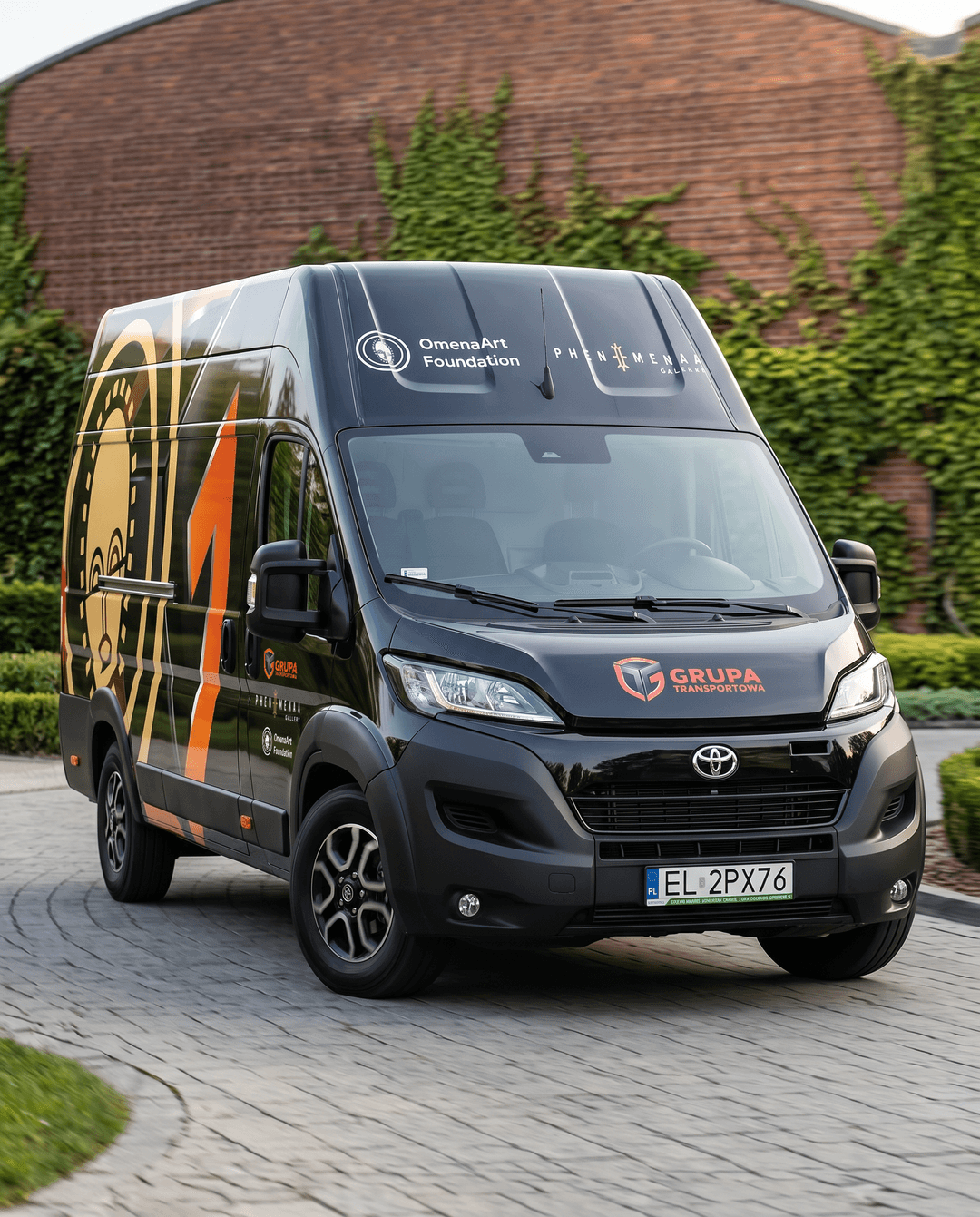 Service image